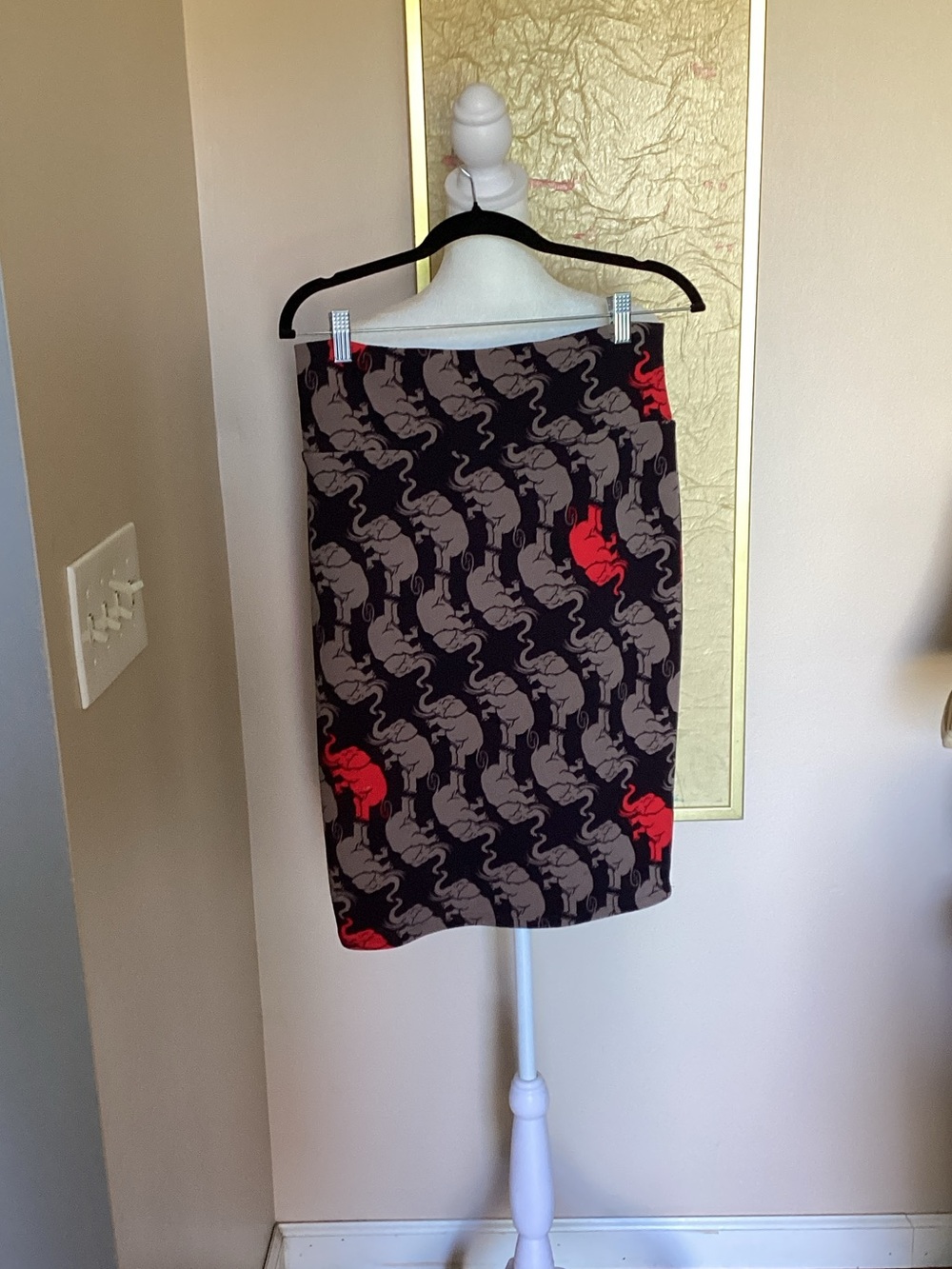 LuLaRoe Black Pencil Skirt with Gray Elephant Print and Red Accents